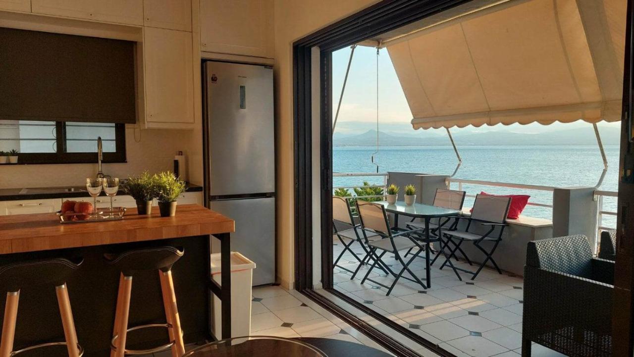 Loutraki Bay Apartment Exterior photo